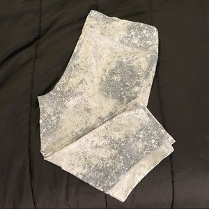 Old Navy Active Cropped Leggings